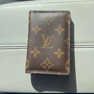 Men’s LV wallet/pocket organizer Almost brand new, comes with no box/receipt